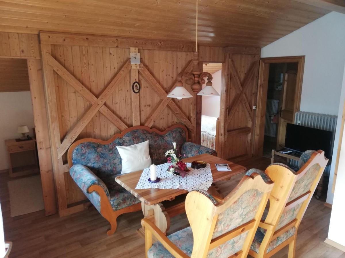 Ferienwohnung Emilia Mit Bergblick ルーポルディング エクステリア 写真